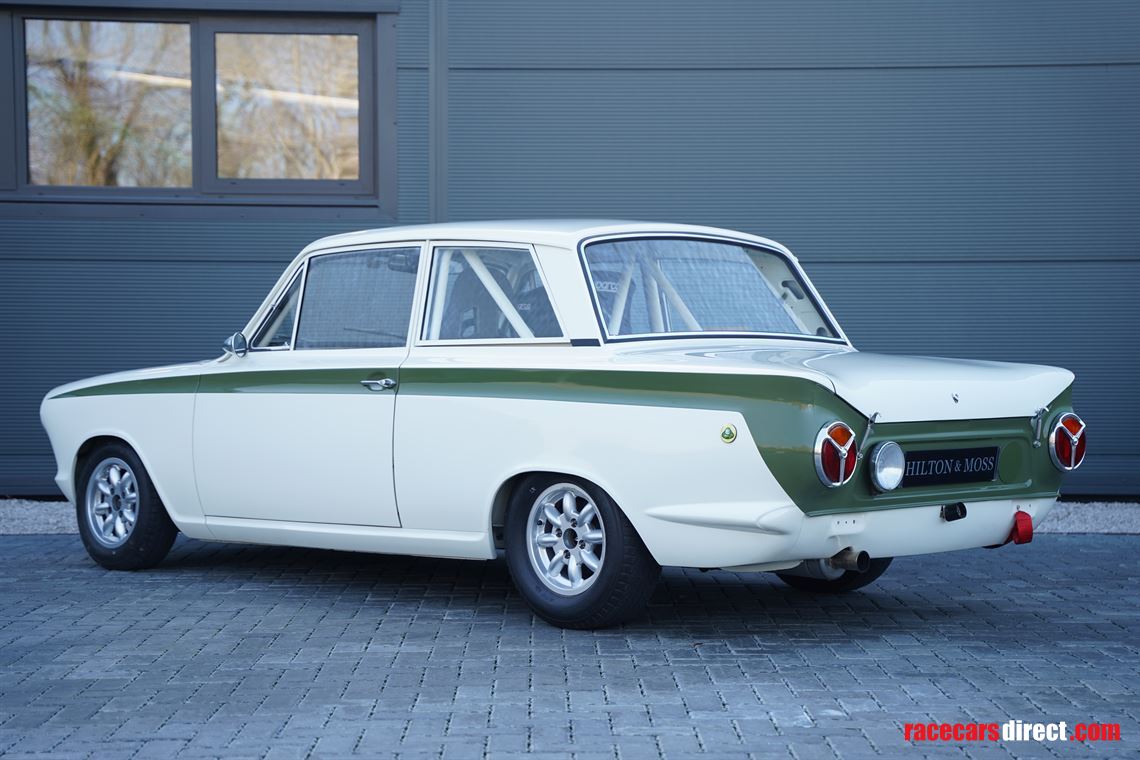 1963-lotus-cortina-mk1-fia-race-car