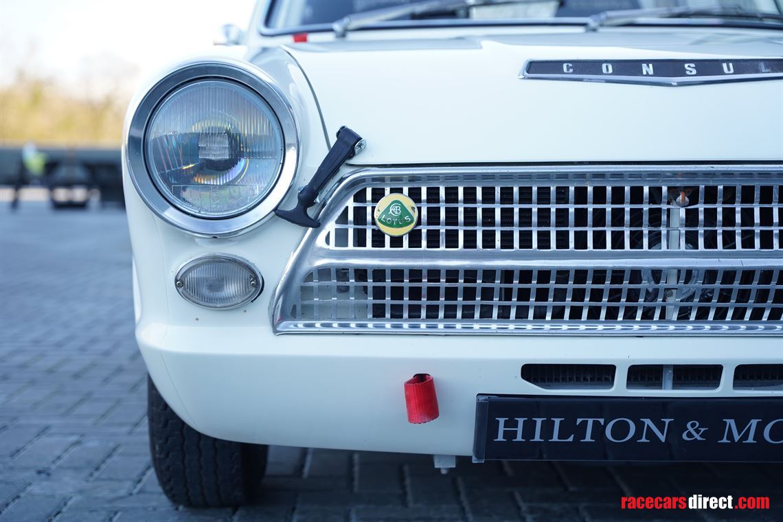 1963-lotus-cortina-mk1-fia-race-car