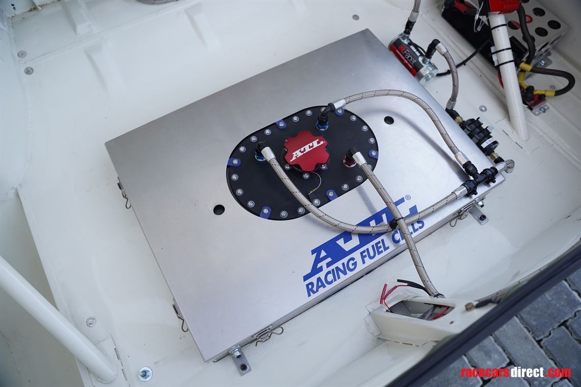 1963-lotus-cortina-mk1-fia-race-car