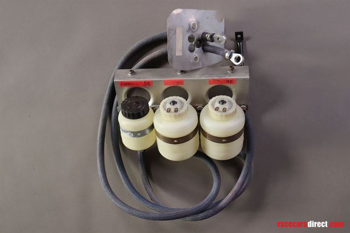 porsche-911-gt1-brake-tank-expansion-tank