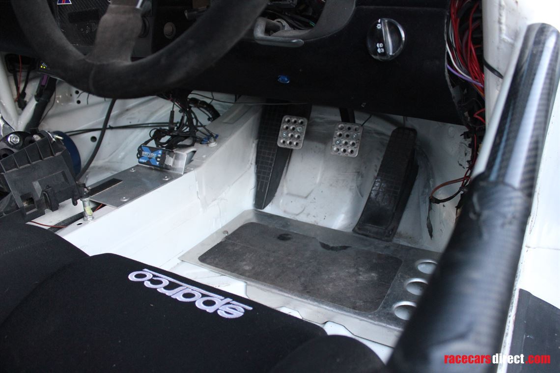 porsche-boxster-s-race-car