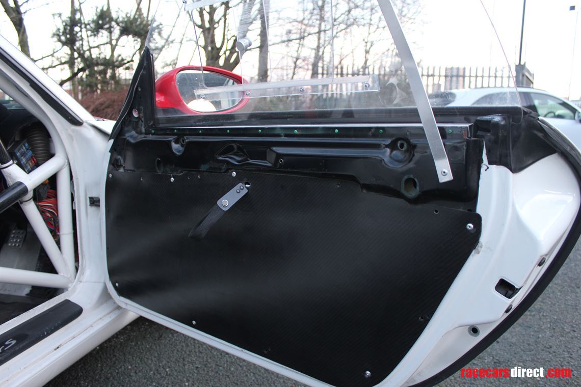 porsche-boxster-s-race-car