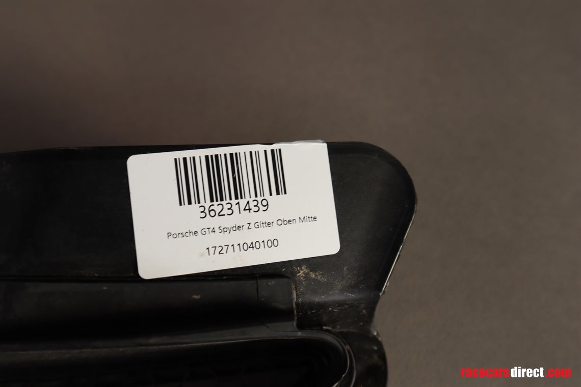 porsche-982-718-gt4-spyder-z-grille-top-cente