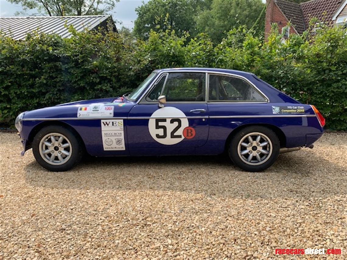 mgb-v8-gt---bcv8-class-b