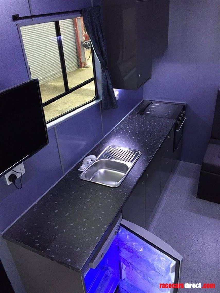 renault-midlum-race-truck