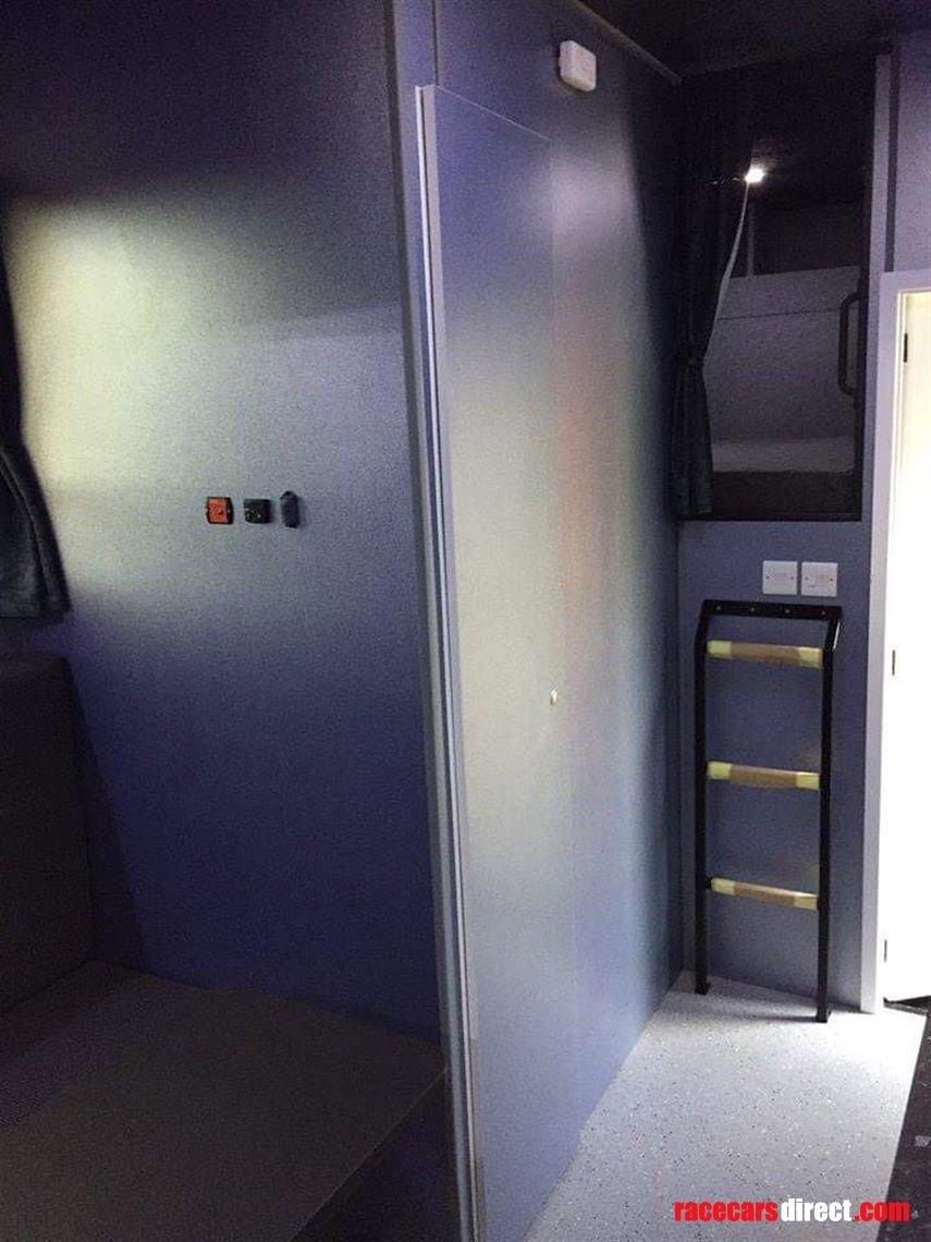 renault-midlum-race-truck