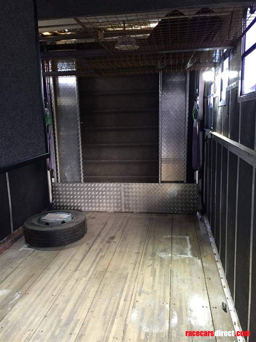 renault-midlum-race-truck