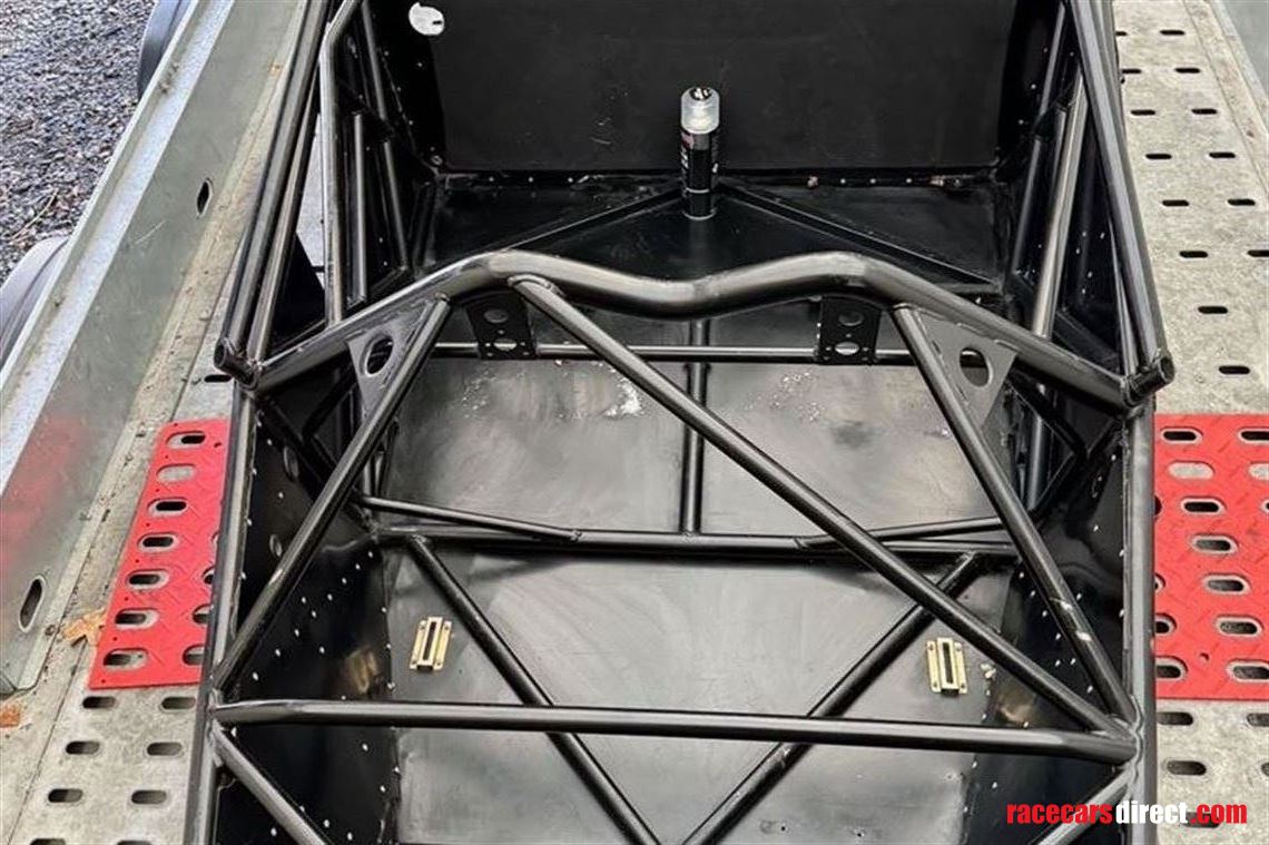 radical-sr3rsx-chassis