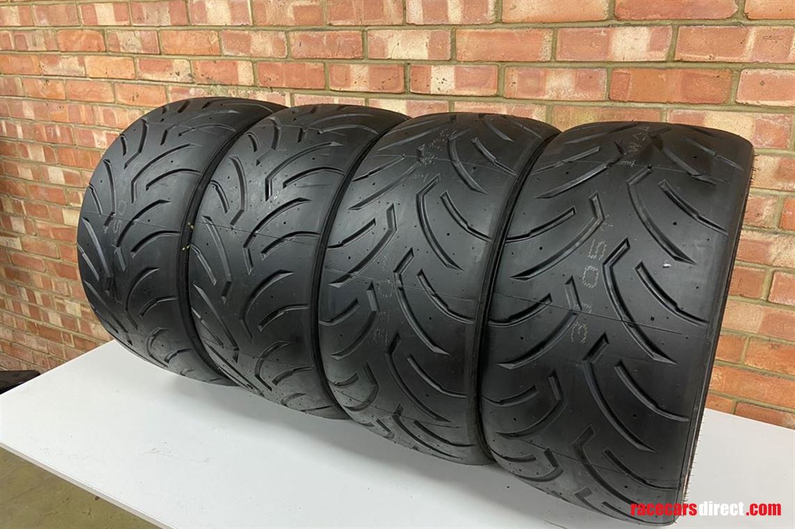 dunlop-direzza-race-tyres-26535r-18