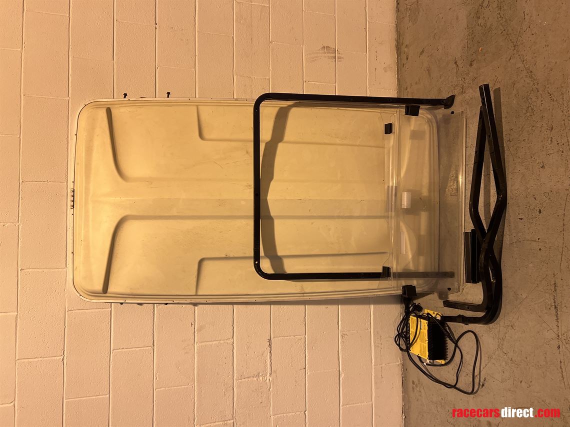 ezgo-electric-golf-buggy