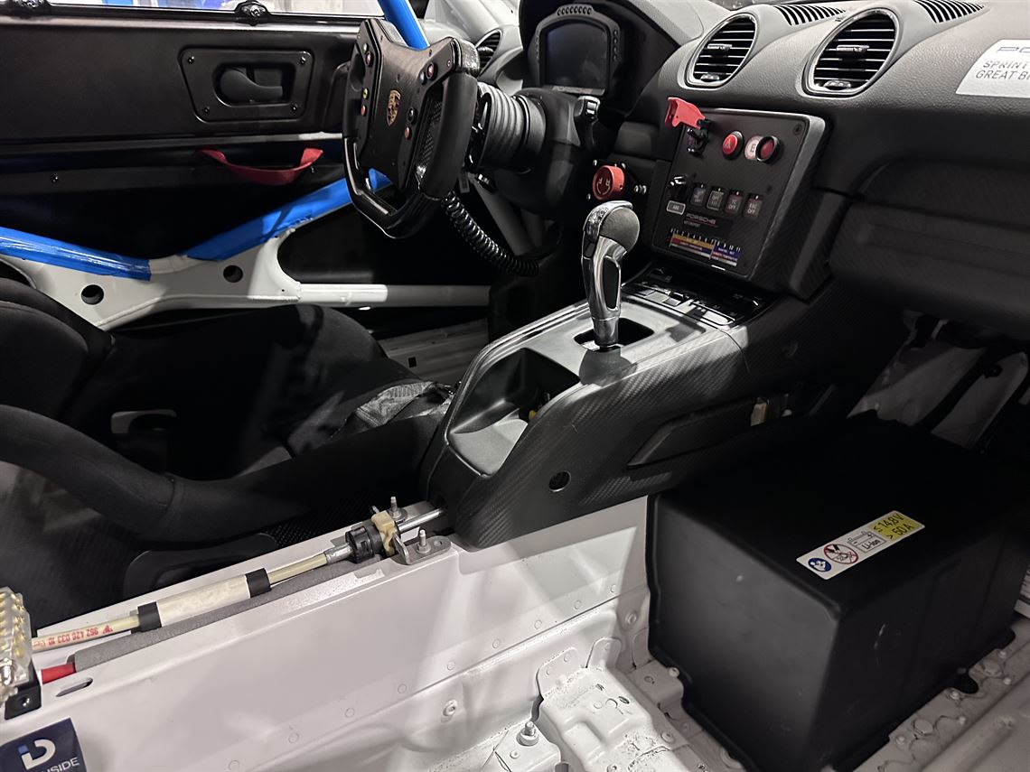 porsche-cayman-gt4-clubsport