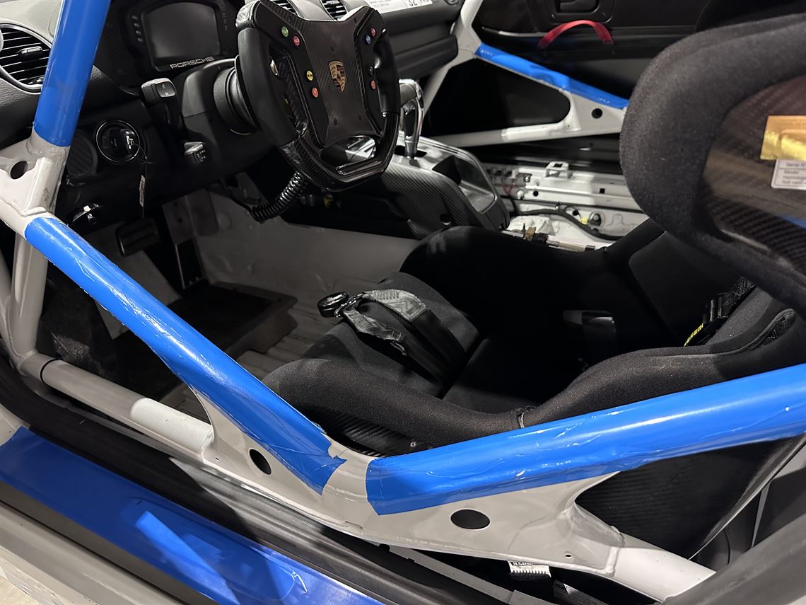 porsche-cayman-gt4-clubsport