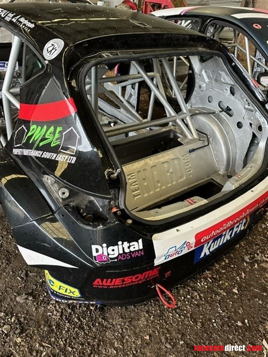 2021-cupra-leon-btcc-body-shell