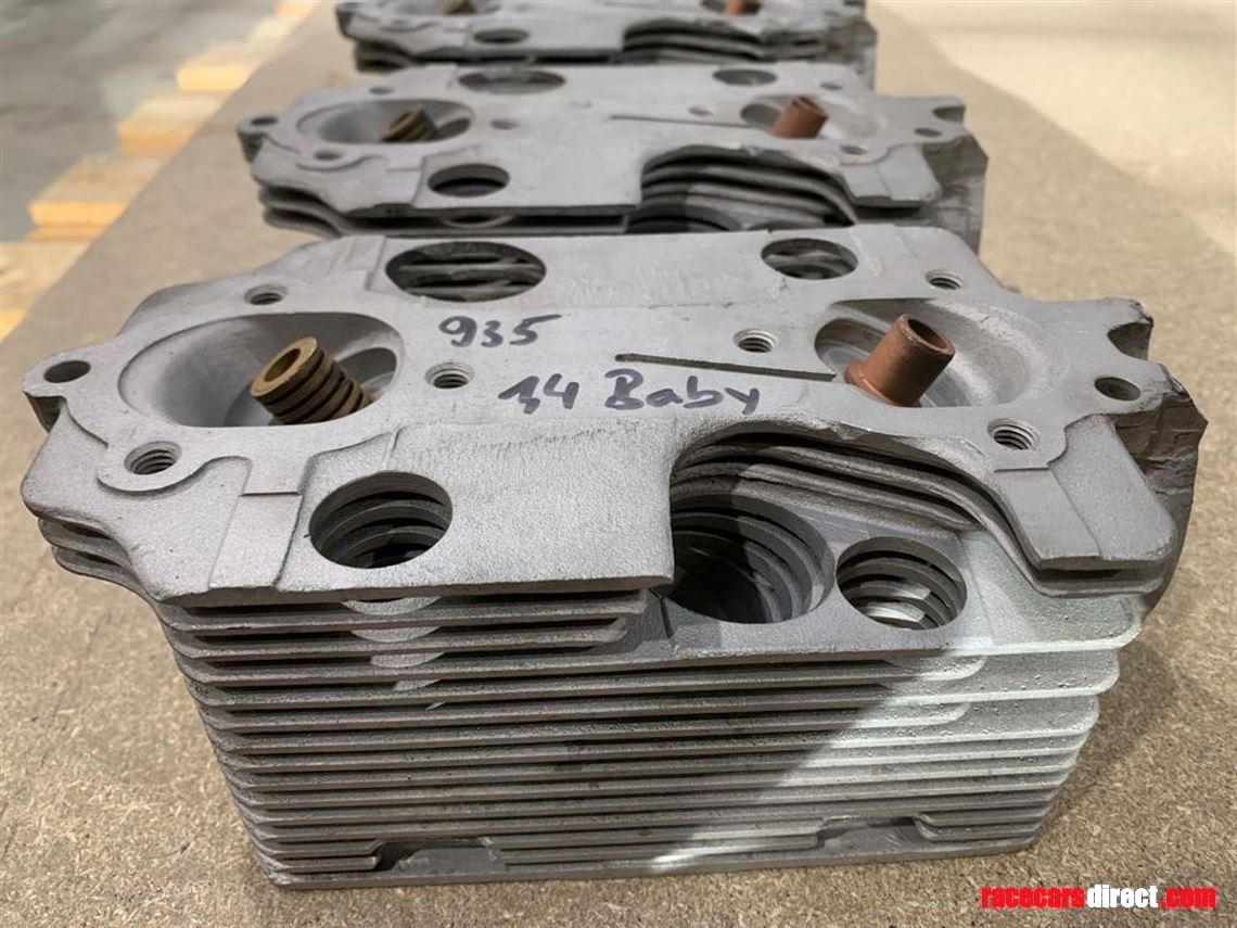 porsche-935-baby-14l-cylinder-heads