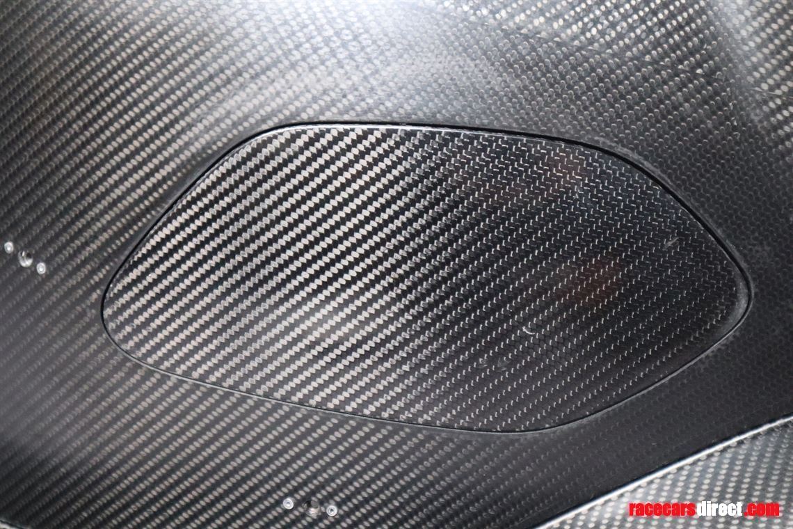 mercedes-amg-gt3-front-bumper-with-front-diff