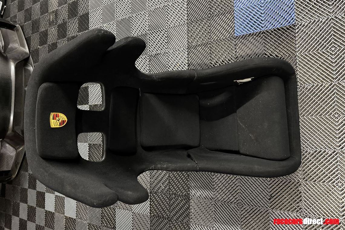 porsche-motorsports-recaro-p1300-seatslider-2