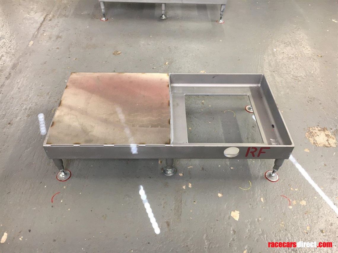 corner-weight-set-up-platforms-with-roll-offs