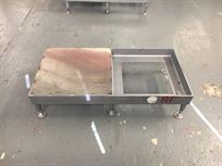 corner-weight-set-up-platforms-with-roll-offs