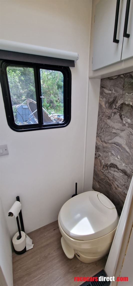 2005-monaco-cayman-american-rv