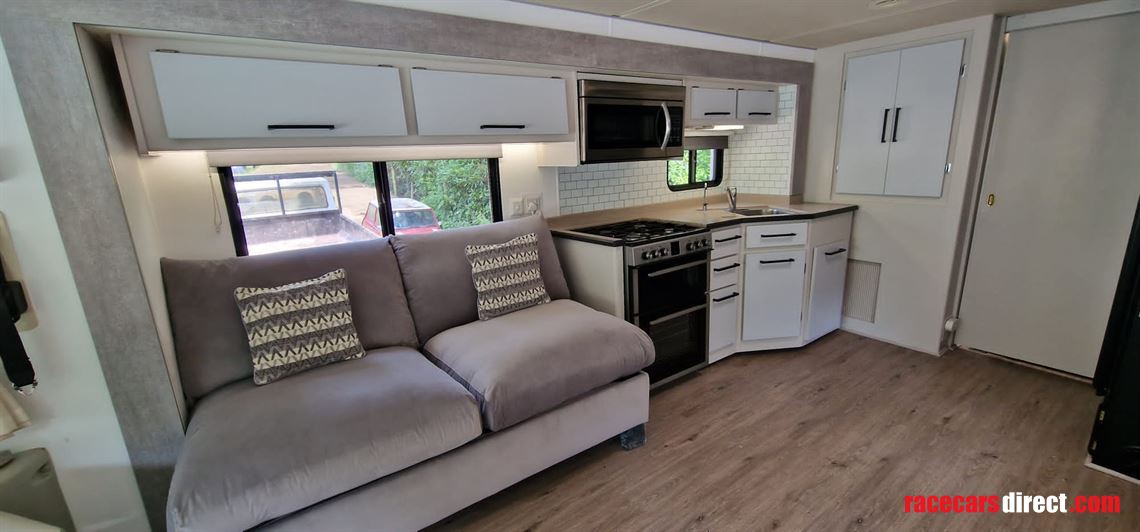 2005-monaco-cayman-american-rv