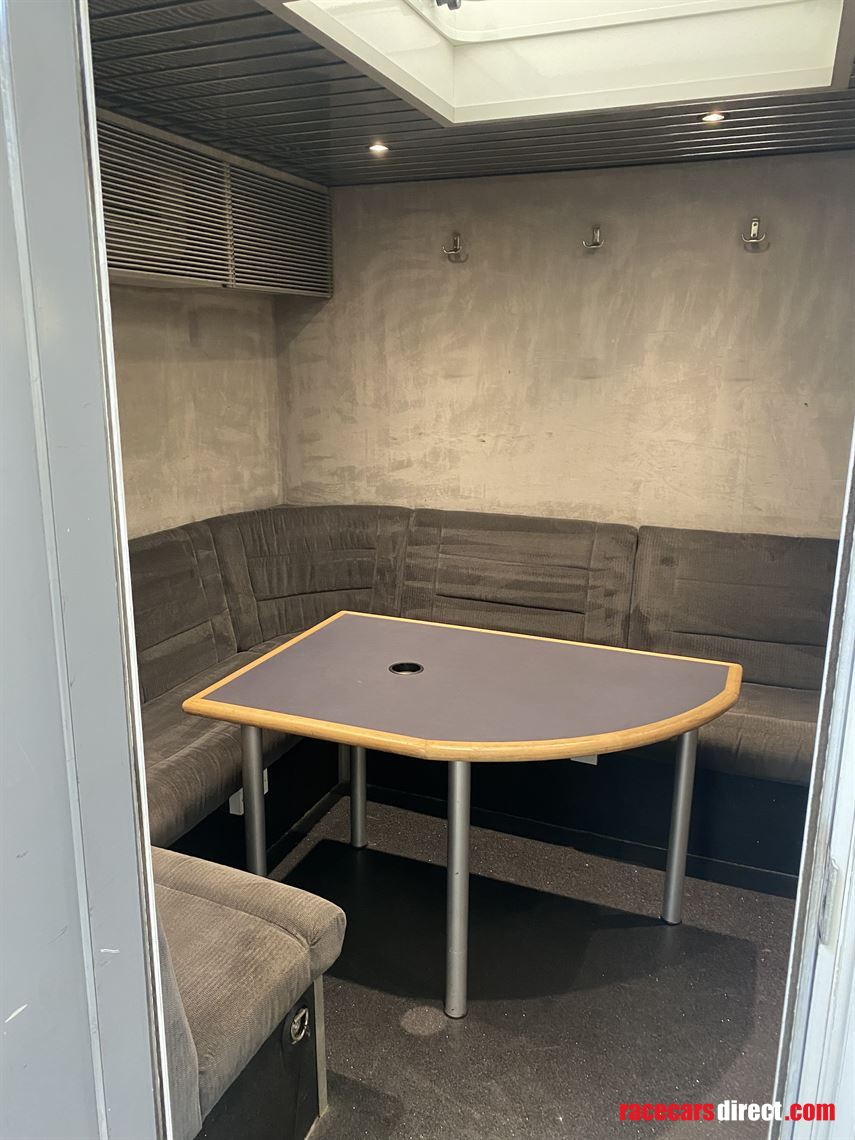 bence-tri-axle-trailer