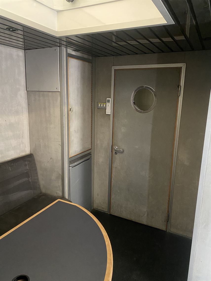 bence-tri-axle-trailer