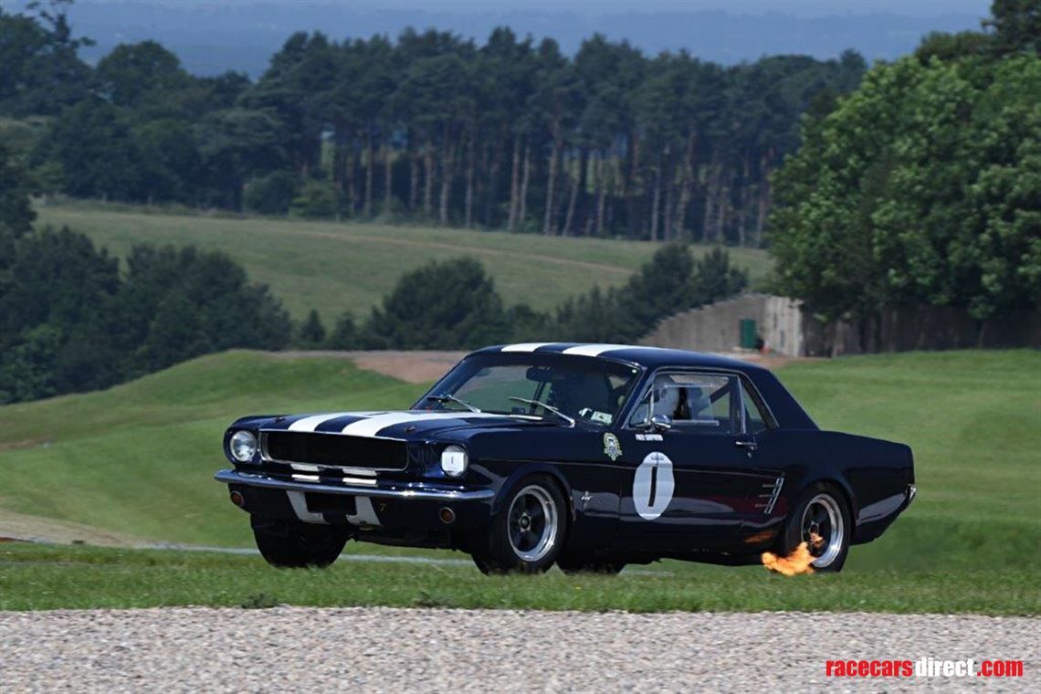 1965-notchback-mustang