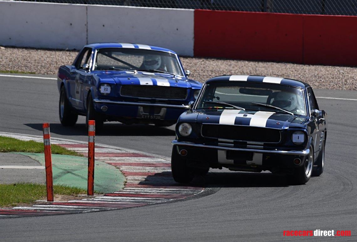 1965-notchback-mustang