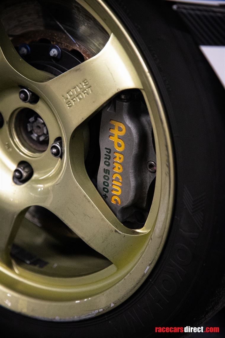 lotus-elise-with-exige-240-body