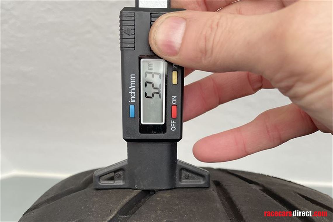 avon-zzs-for-caterham-13