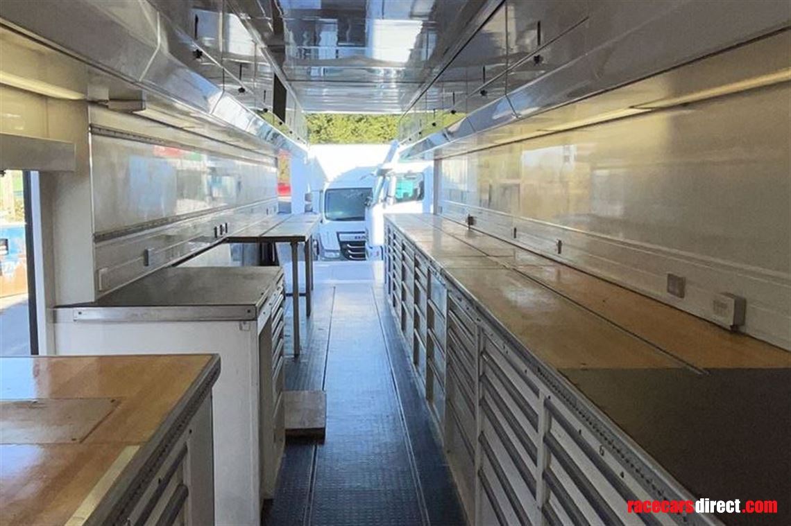 2-gt-or-3-formula-car-transporter