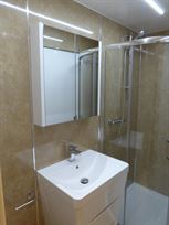 luxury-motorhome-with-1-car-carrying-capacity