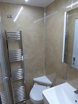 luxury-motorhome-with-1-car-carrying-capacity