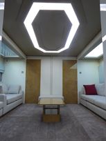 luxury-motorhome-with-1-car-carrying-capacity