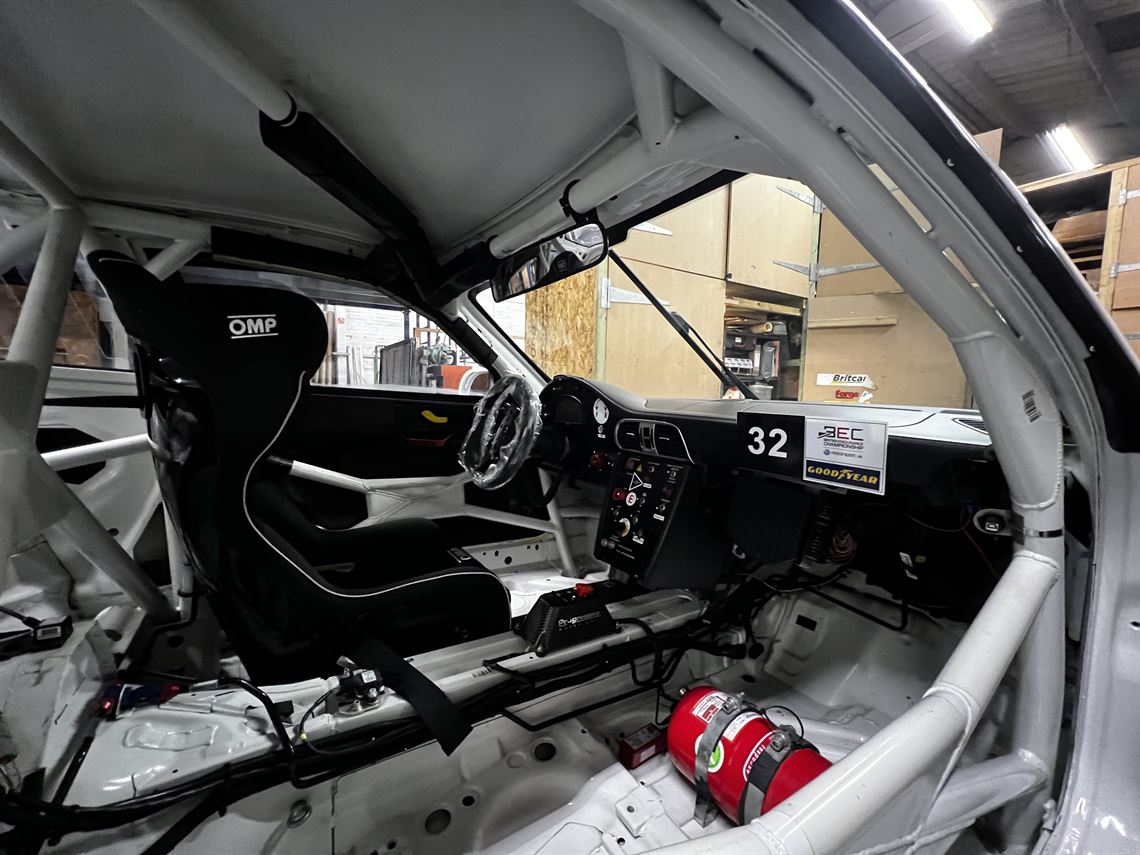 porsche-9972-gt3-cup-abs-m5-sold