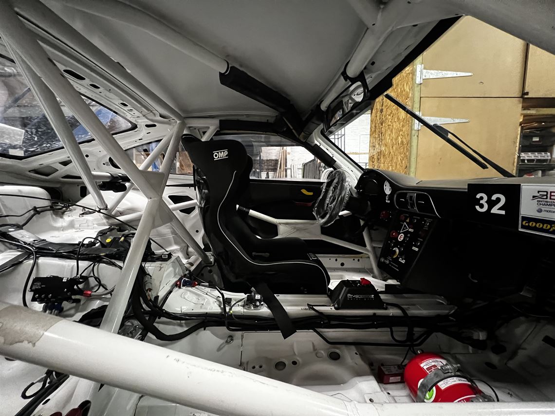 porsche-9972-gt3-cup-abs-m5-sold