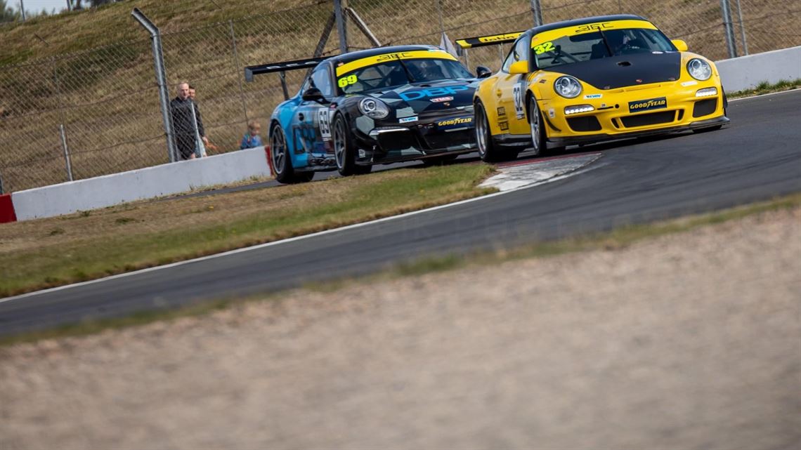 porsche-9972-gt3-cup-abs-m5-sold