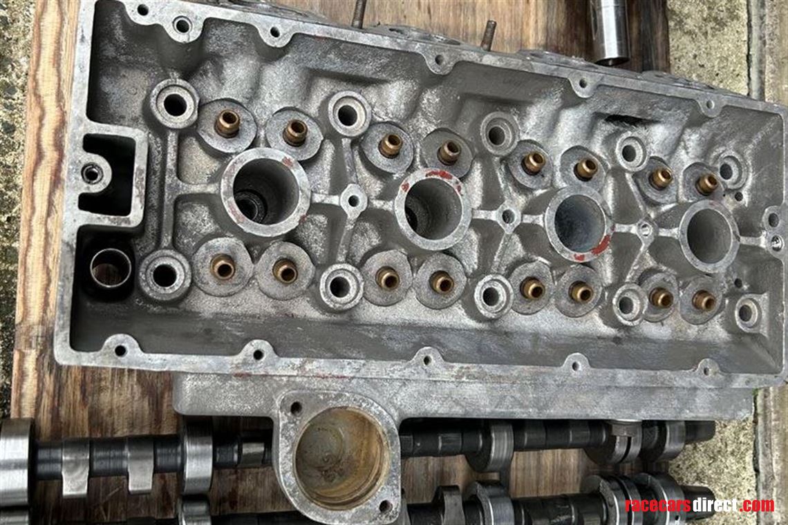 cosworth-1600bda-dismantled-to-rebuild-engine