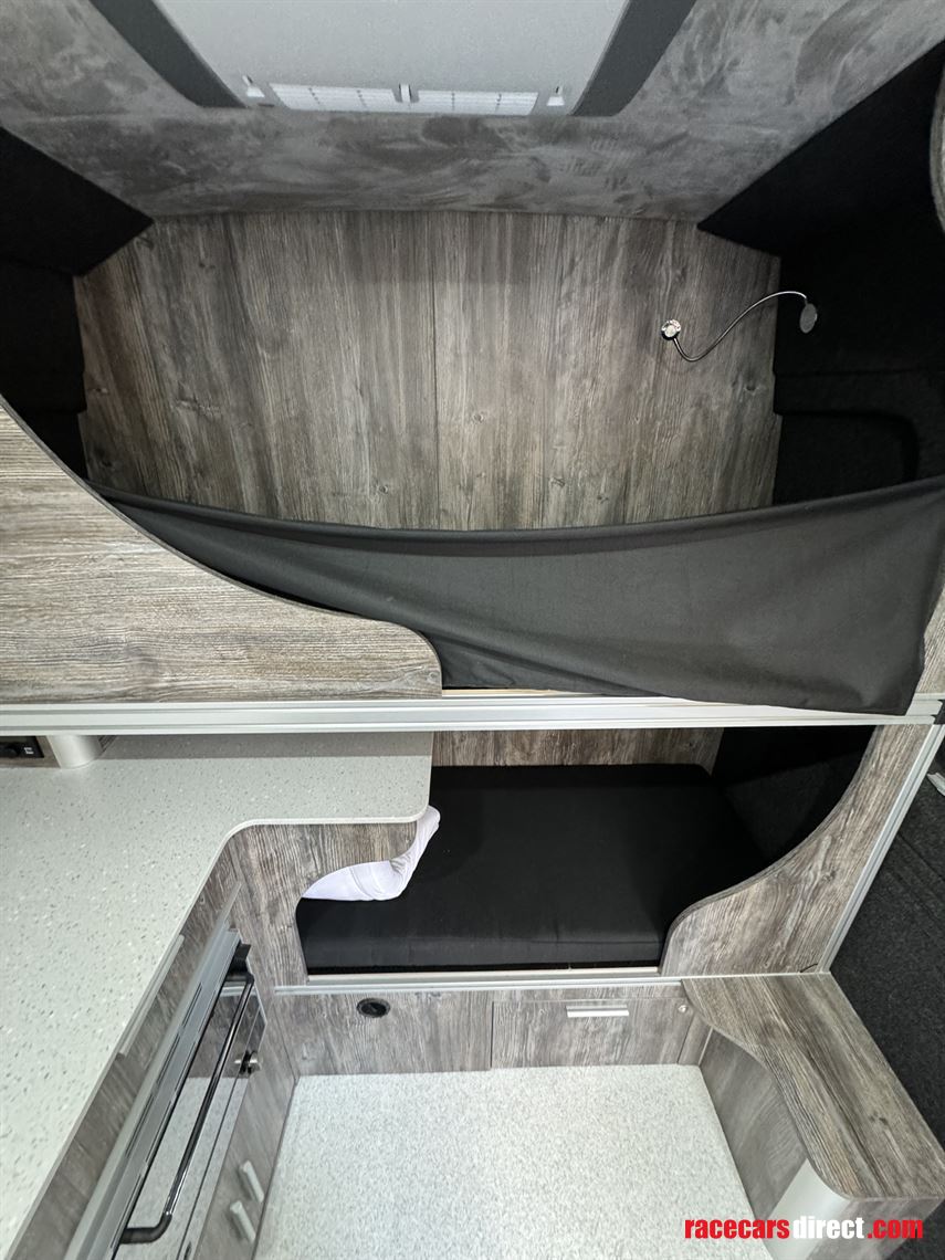 2019-vw-crafter-new-wave-custom-conversion