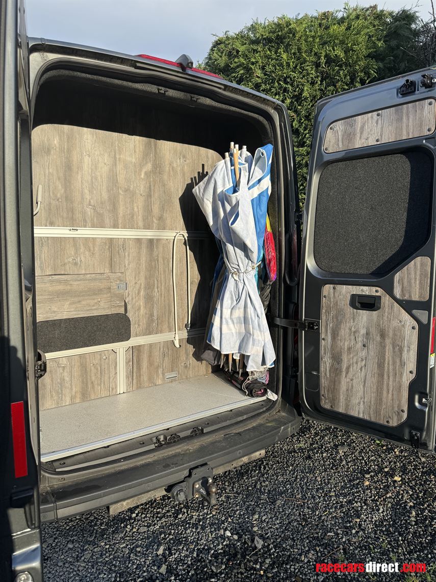 2019-vw-crafter-new-wave-custom-conversion