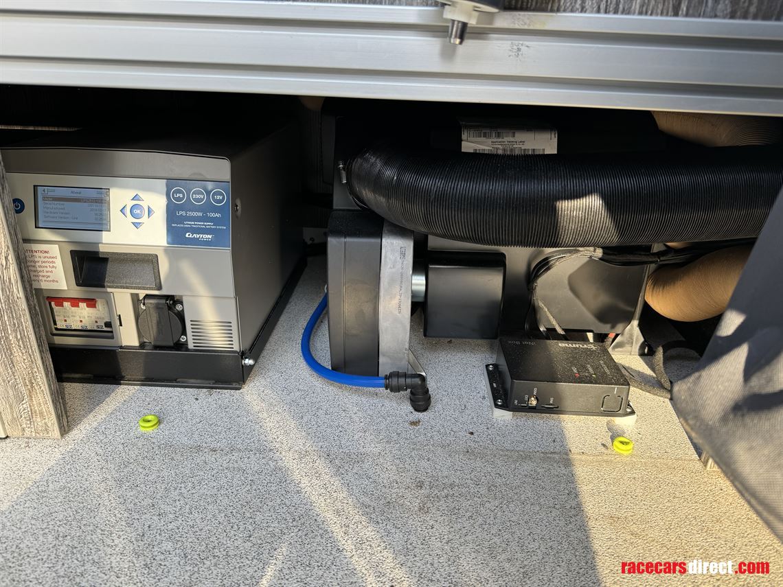 2019-vw-crafter-new-wave-custom-conversion