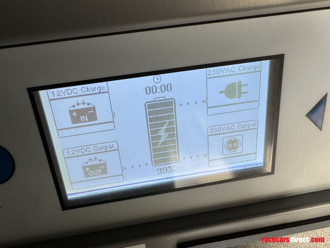 2019-vw-crafter-new-wave-custom-conversion