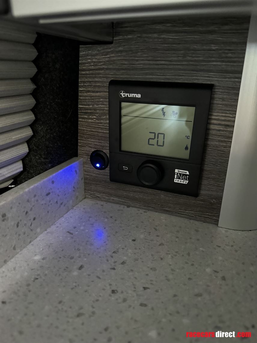 2019-vw-crafter-new-wave-custom-conversion