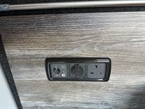 2019-vw-crafter-new-wave-custom-conversion