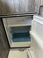 2019-vw-crafter-new-wave-custom-conversion