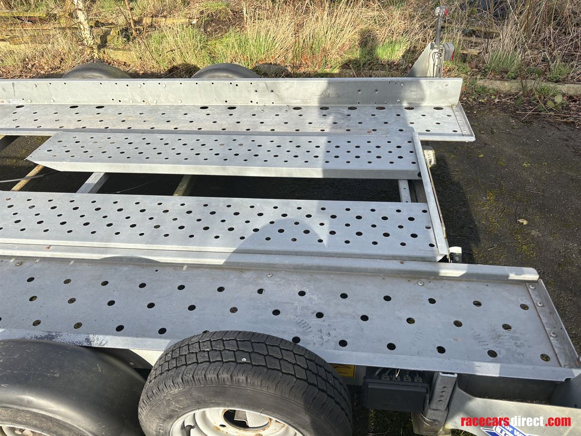 ifor-williams-ct136hd-twin-axle-car-trailer