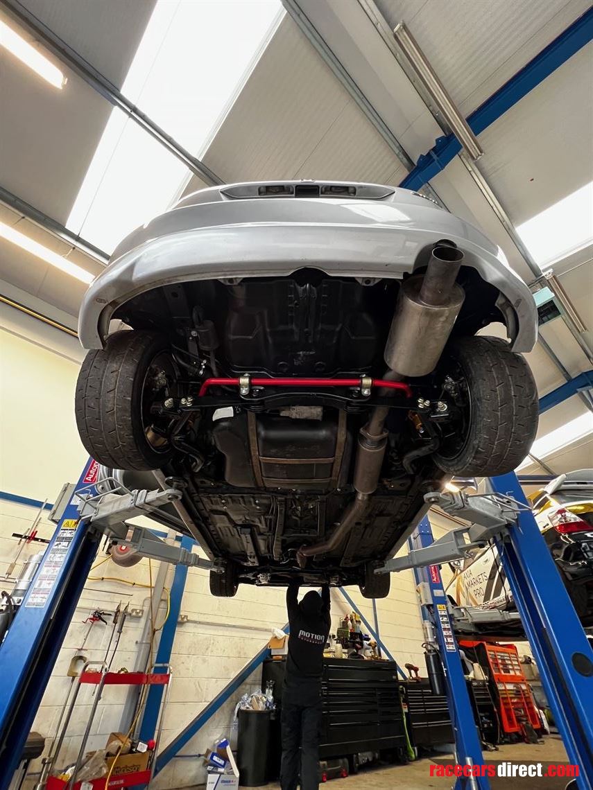 honda-civic-ep3-type-r-trophy-car