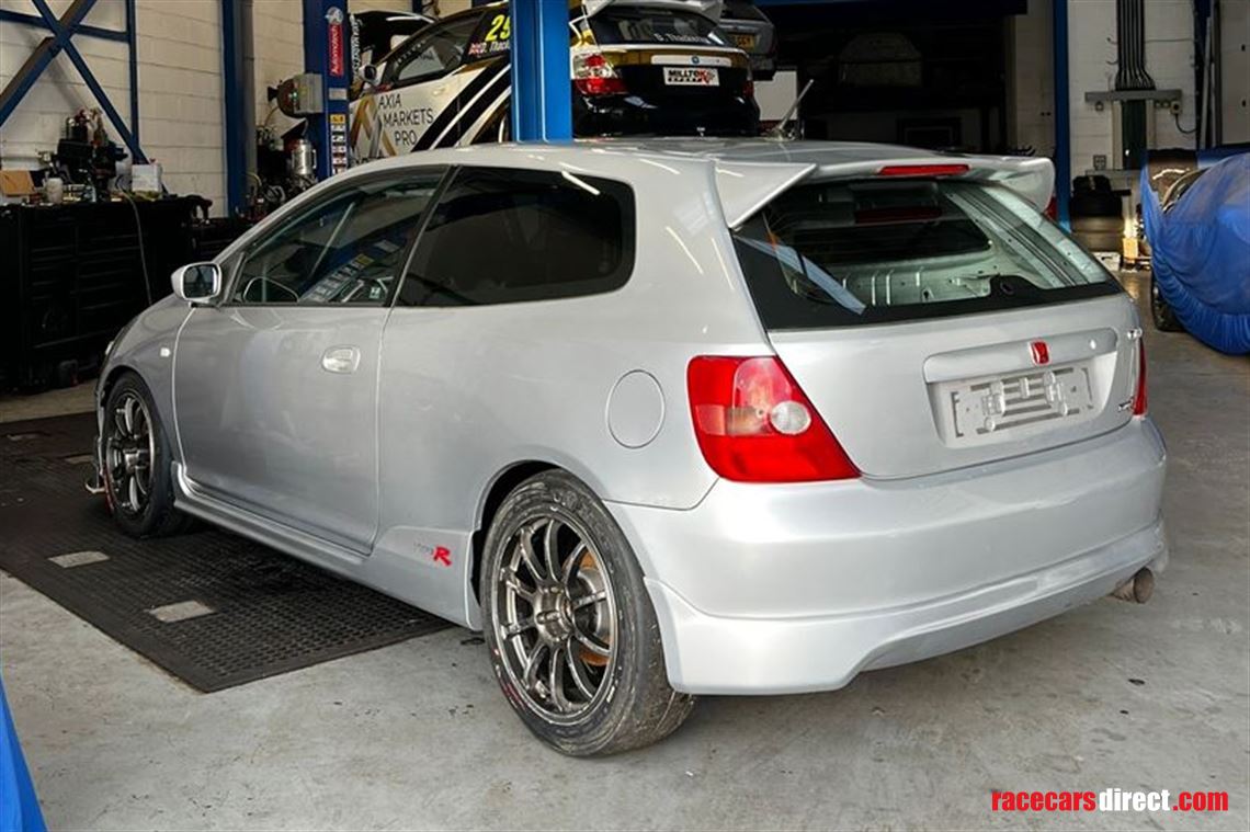 honda-civic-ep3-type-r-trophy-car