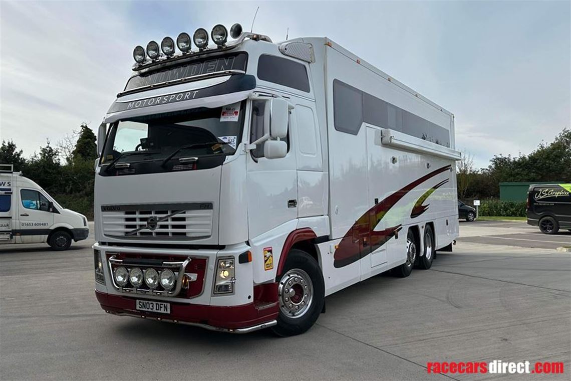 volvo-fh12-racetruck-transporter-motorhome