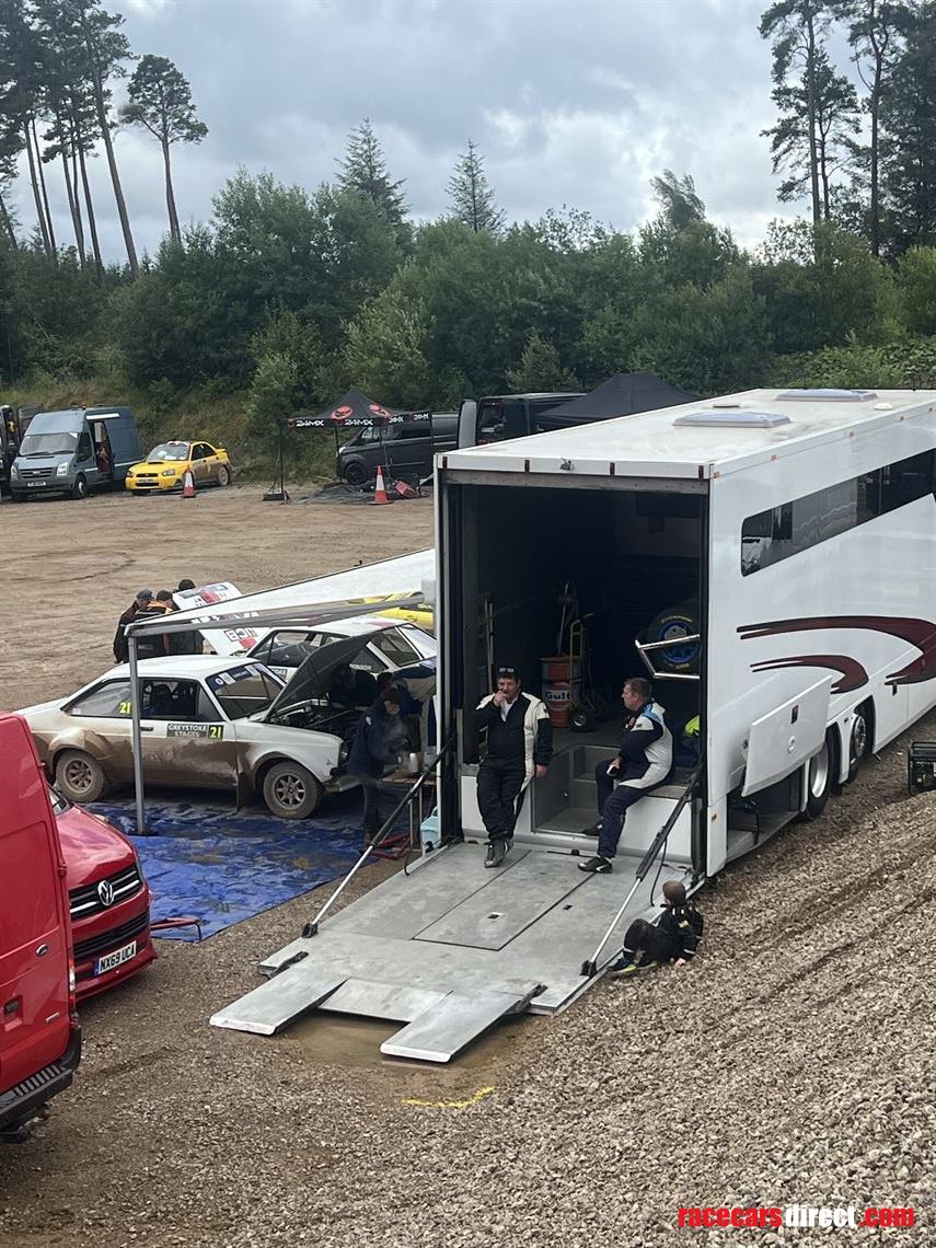 volvo-fh12-racetruck-transporter-motorhome